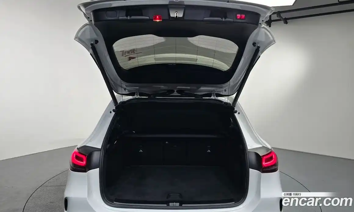 Mercedes-Benz GLA-Class 2022 2.0 Автомат в Москве № 137651, фото 16