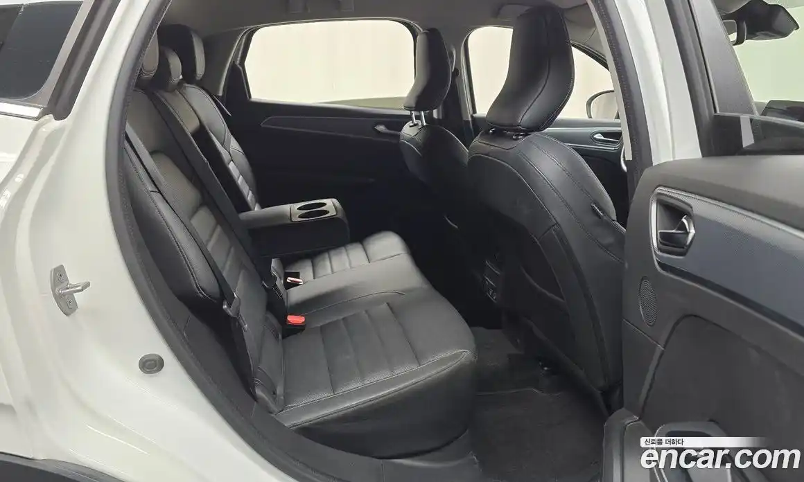 Renault XM3 2023 1.6 Автомат в Москве № 137833, фото 9