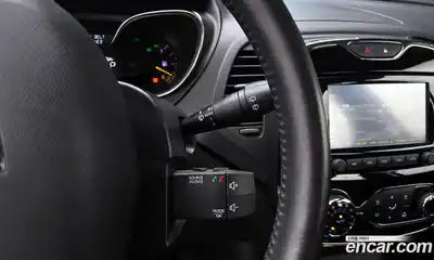 Renault QM3 2015 1.5 Автомат в Москве № 138669, миниатюра 2