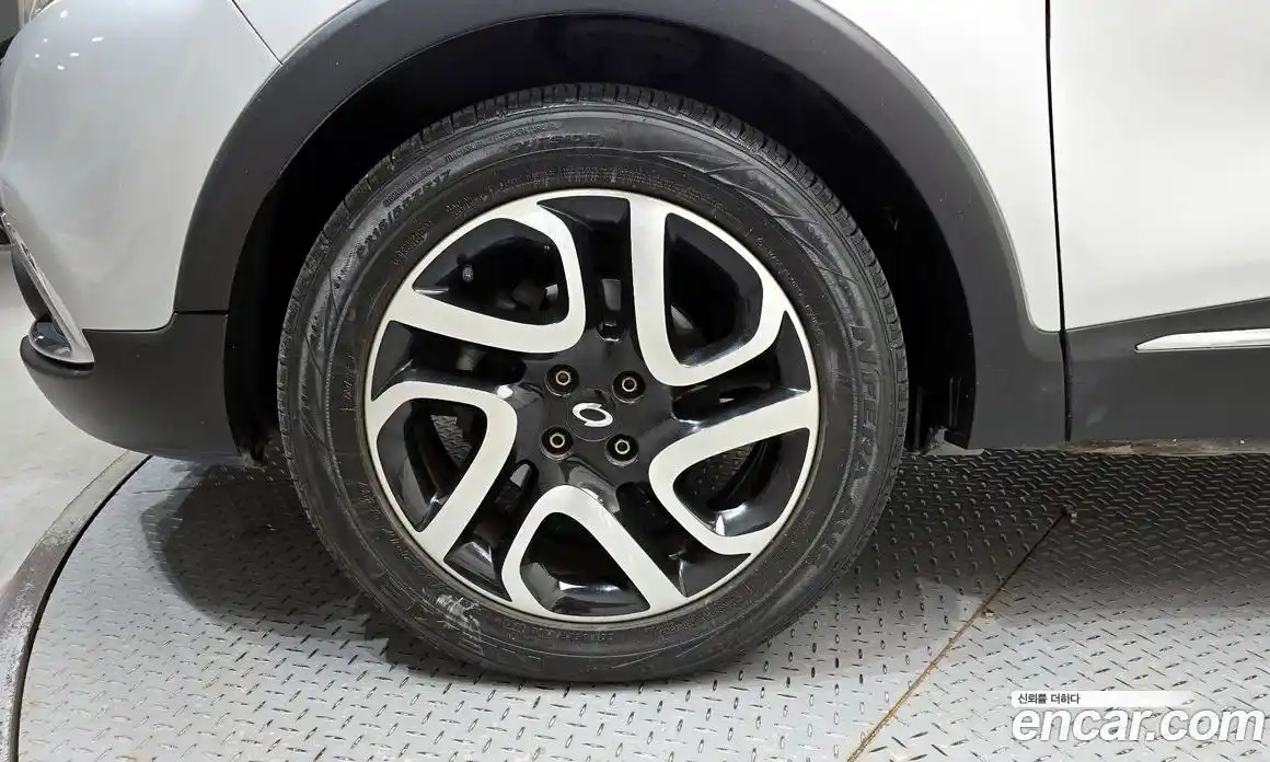 Renault QM3 2015 1.5 Автомат в Москве № 138669, фото 5