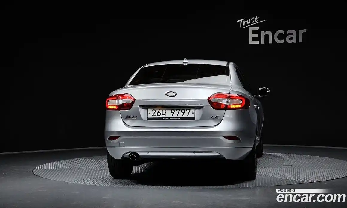 Renault SM3 2015 1.6 Автомат в Москве № 146623, фото 14