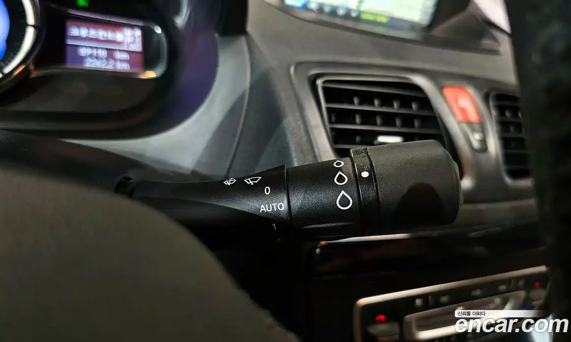 Renault SM3 2015 1.6 Автомат в Москве № 146623, фото 9