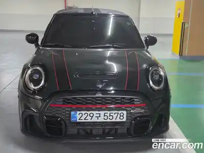 Mini Cooper Convertible 2023 2.0 Автомат в Москве № 147315, миниатюра 5