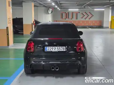 Mini Cooper Convertible 2023 2.0 Автомат в Москве № 147315, миниатюра 6