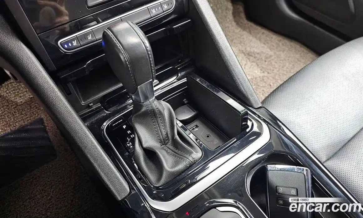 Renault SM6 2017 2.0 Автомат в Москве № 147717, фото 19