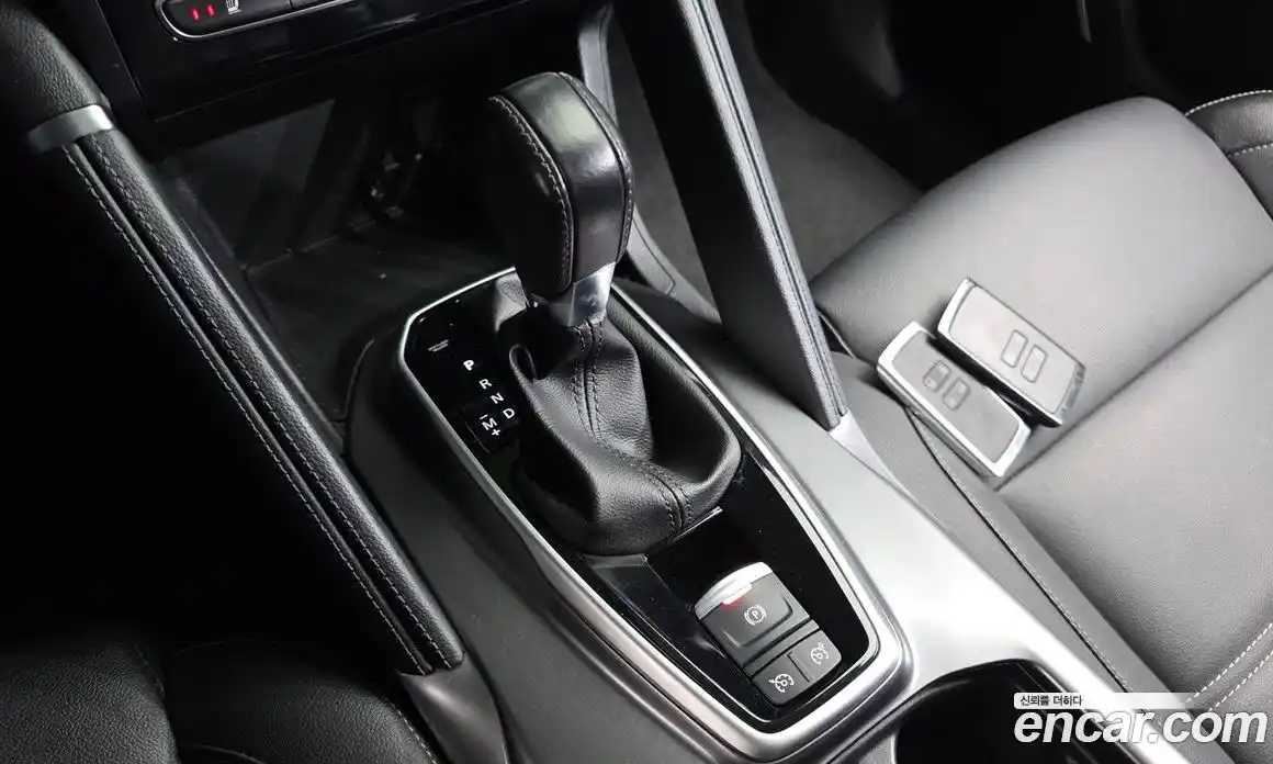 Renault QM6 2022 2.0 Автомат в Москве № 148590, фото 13