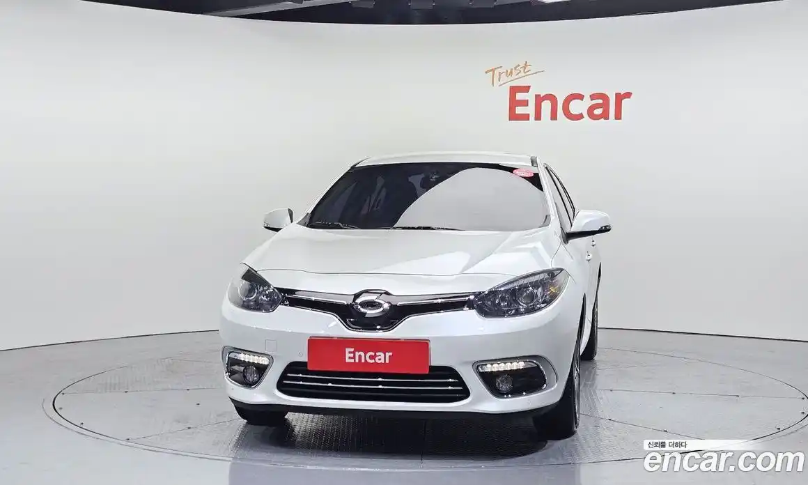 Renault SM3 2016 1.6 Автомат в Москве № 149690, фото 14