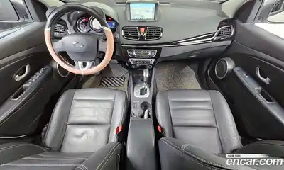 Renault SM3 2016 1.6 Автомат в Москве № 149690, миниатюра 10