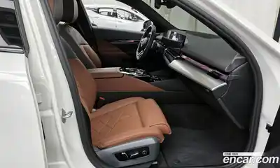 BMW 5-Series 2025 2.0 Автомат в Москве № 153507, миниатюра 7