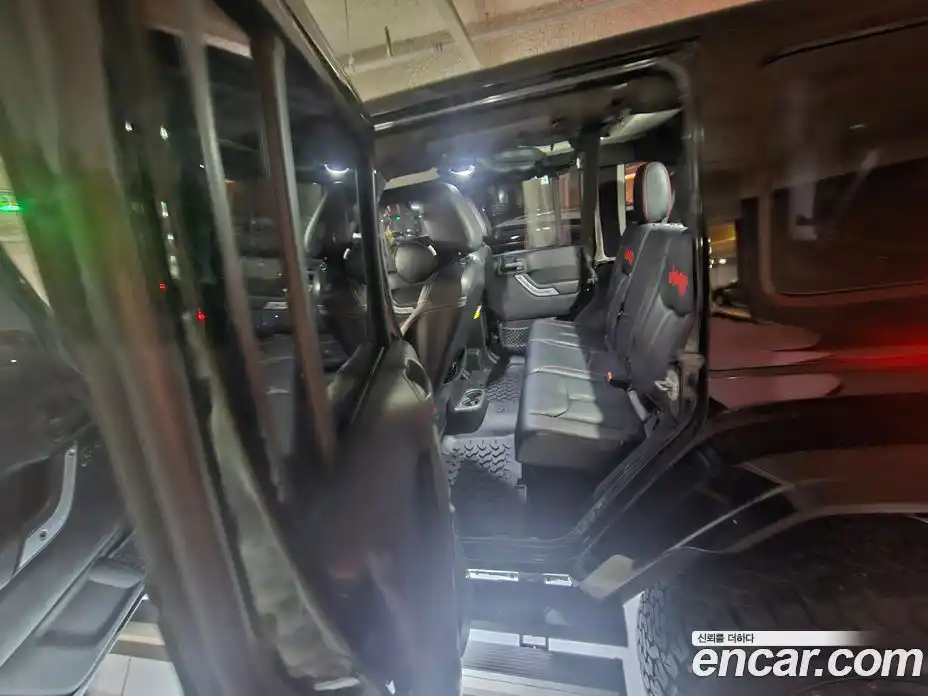 Jeep Wrangler 2013 2.8 Автомат в Москве № 154525, фото 6