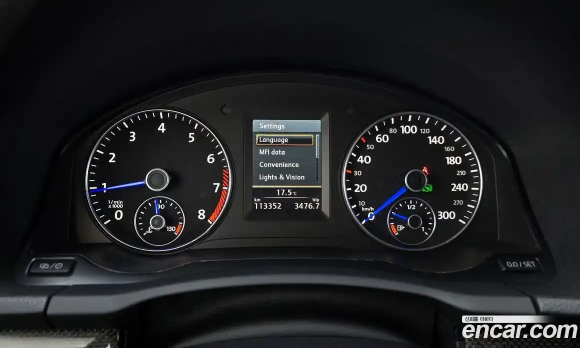 Volkswagen Scirocco 2013 2.0 Автомат в Москве № 155551, фото 16