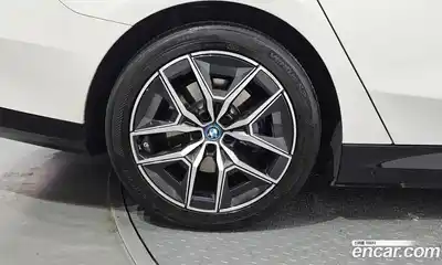 BMW i5 2024 0.1 Автомат в Москве № 155611, миниатюра 5