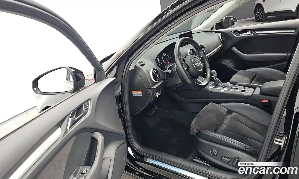 Audi A3 2015 2.0 Автомат в Москве № 155660, фото 18