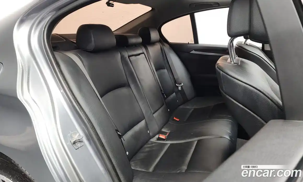 BMW 5-Series 2011 3.0 Автомат в Москве № 159160, фото 20