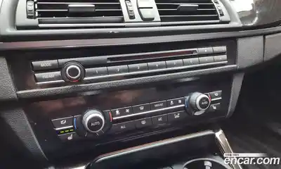 BMW 5-Series 2011 3.0 Автомат в Москве № 159160, миниатюра 7