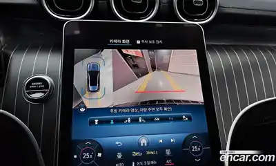 Mercedes-Benz GLC-Class 2024 2.0 Автомат в Москве № 160266, миниатюра 9