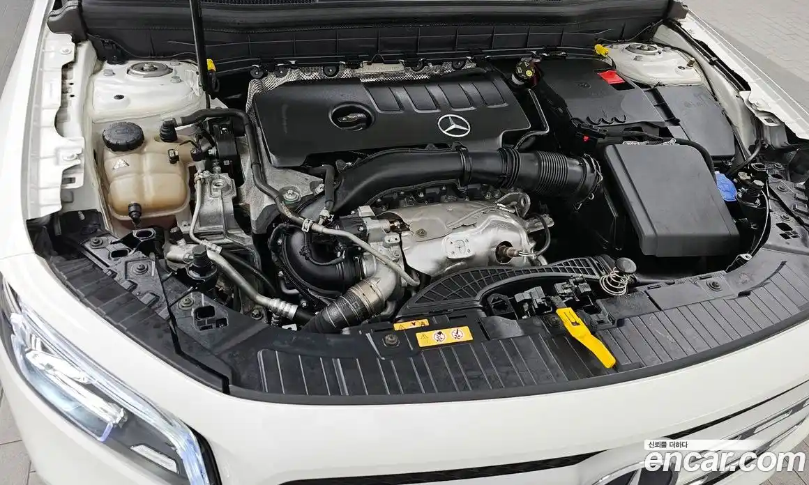 Mercedes-Benz GLB-Class 2021 2.0 Автомат в Москве № 160417, фото 14