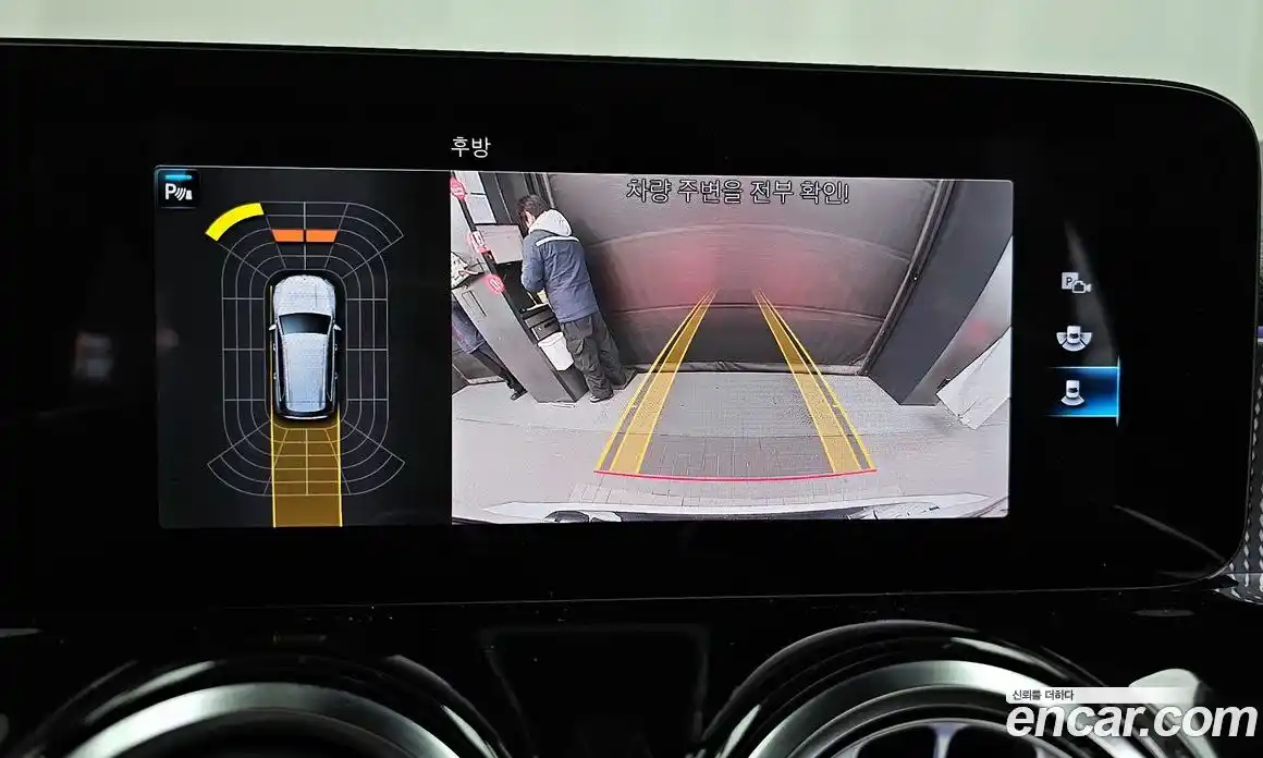 Mercedes-Benz GLB-Class 2021 2.0 Автомат в Москве № 160417, фото 15