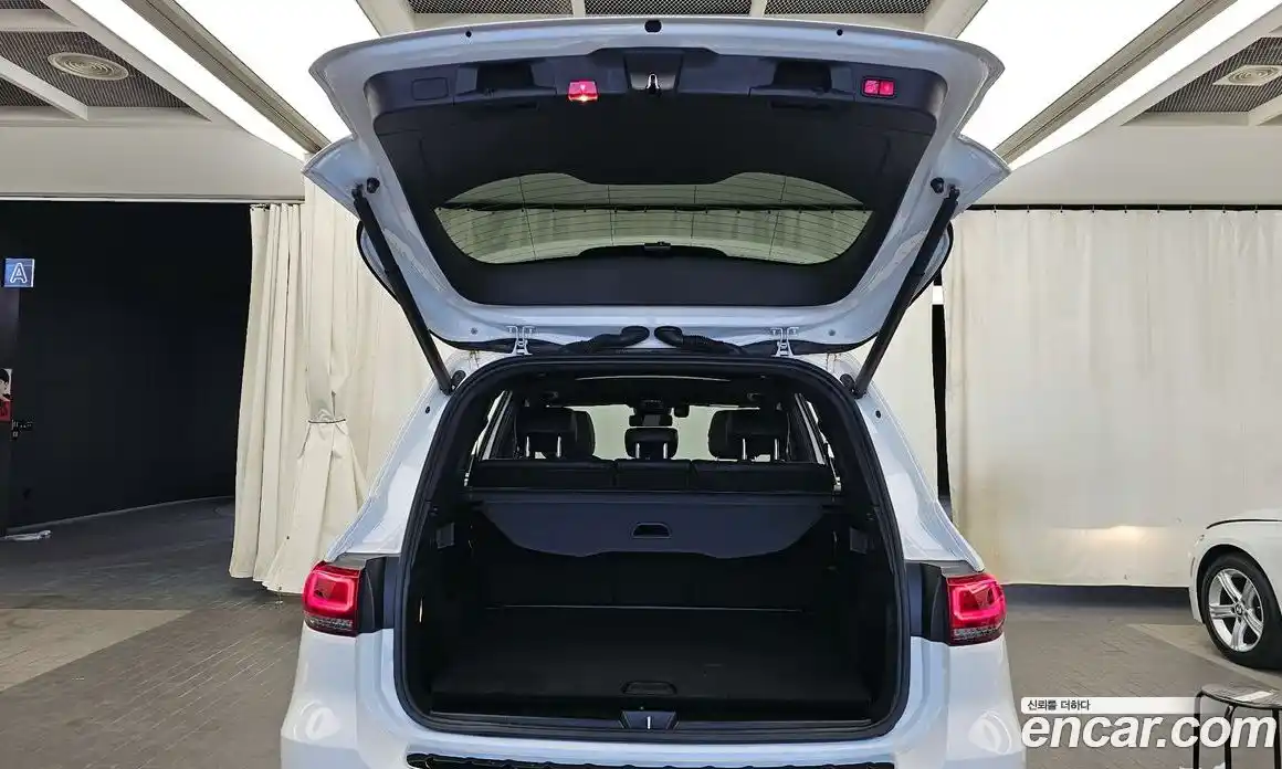 Mercedes-Benz GLB-Class 2021 2.0 Автомат в Москве № 160417, фото 16