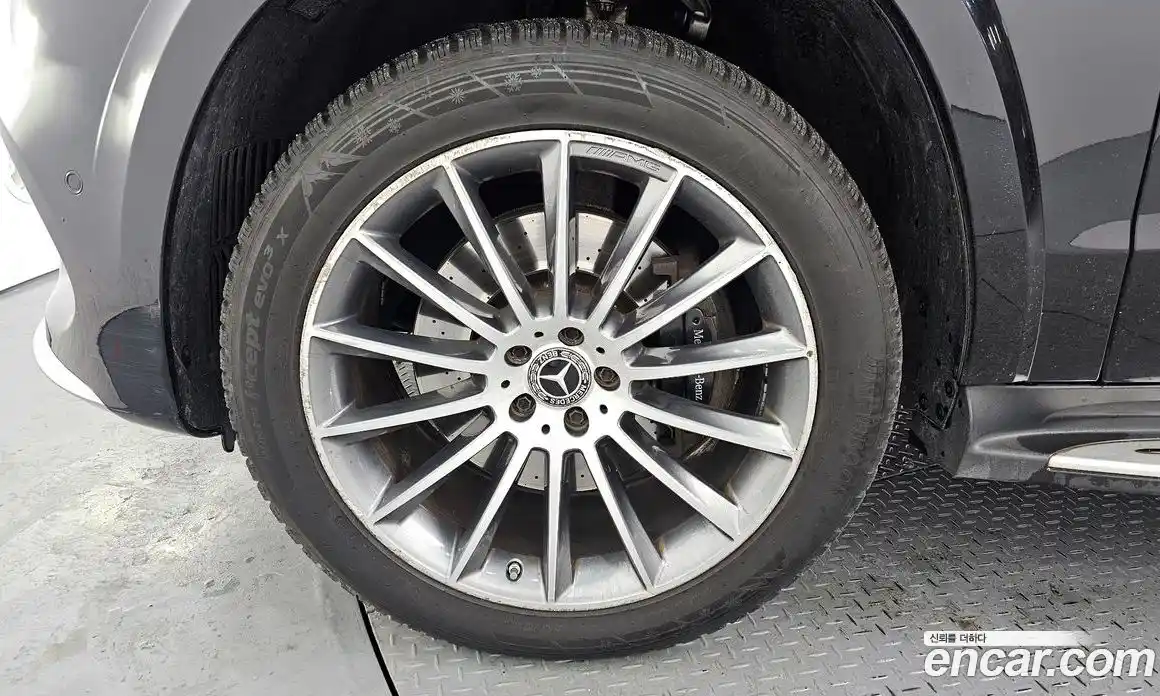 Mercedes-Benz GLS-Class 2017 4.7 Автомат в Москве № 161697, фото 10