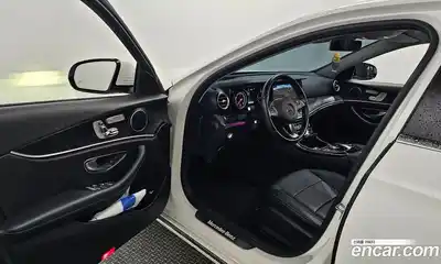 Mercedes-Benz E-Class, 2017