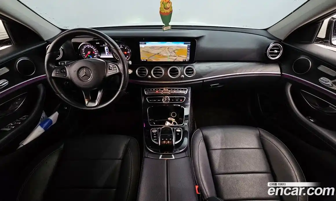 Mercedes-Benz E-Class 2017 1.9 Автомат в Москве № 161864, фото 15