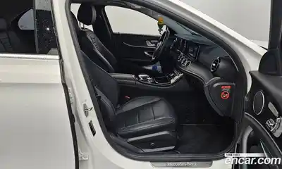 Mercedes-Benz E-Class 2017 1.9 Автомат в Москве № 161864, миниатюра 2