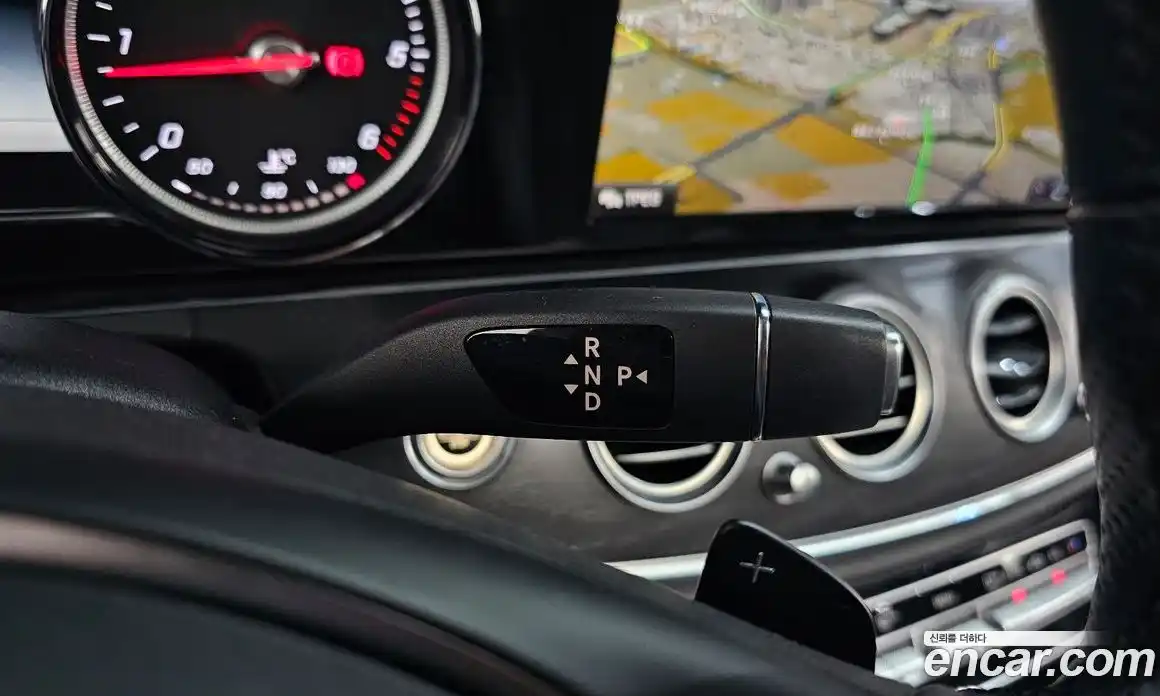 Mercedes-Benz E-Class 2017 1.9 Автомат в Москве № 161864, фото 4