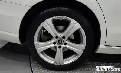 Mercedes-Benz E-Class 2017 1.9 Автомат в Москве № 161864, миниатюра 6