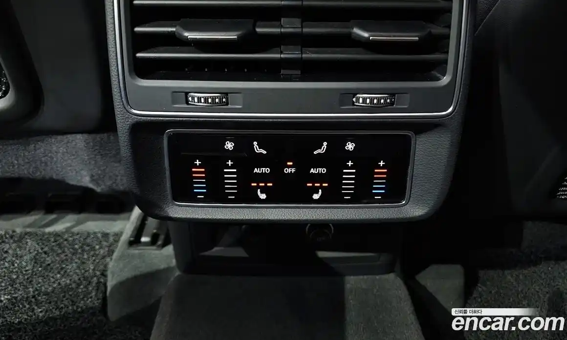 Audi Q7 2021 3.0 Автомат в Москве № 162689, фото 14