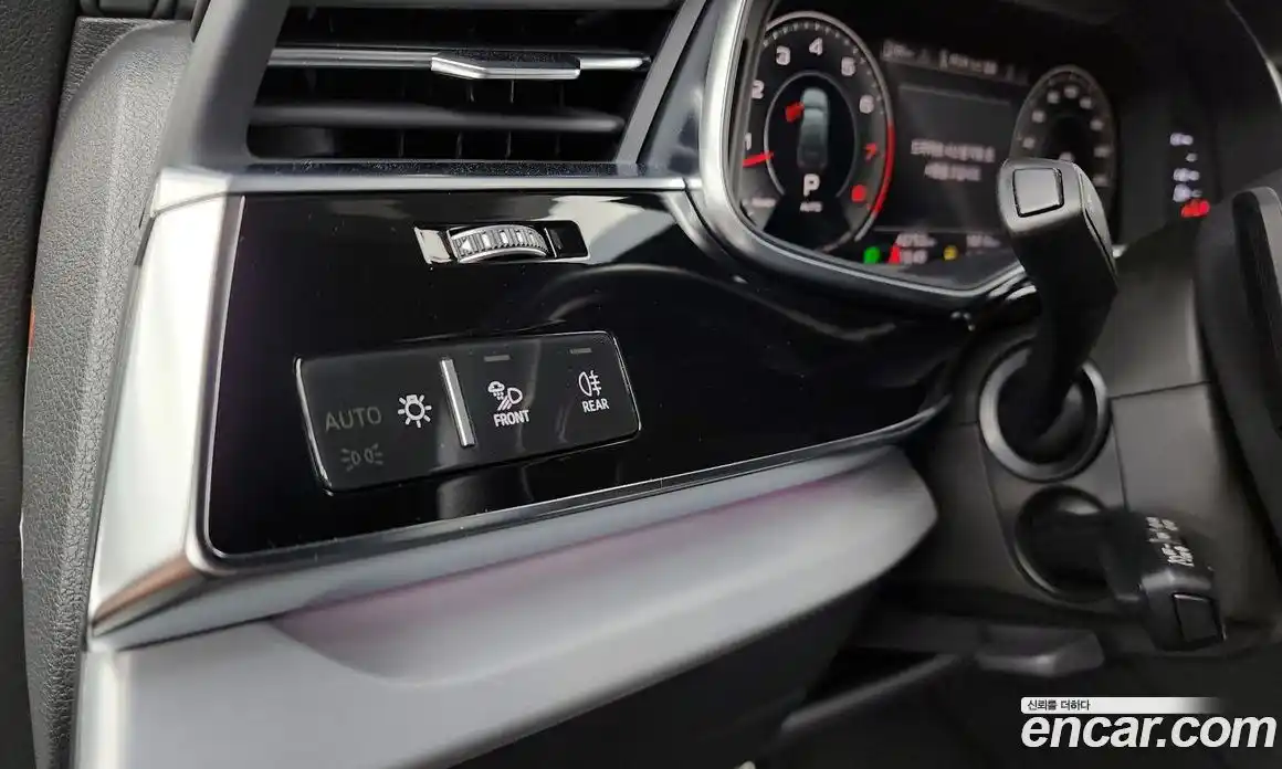 Audi Q7 2023 3.0 Автомат в Москве № 162891, фото 11