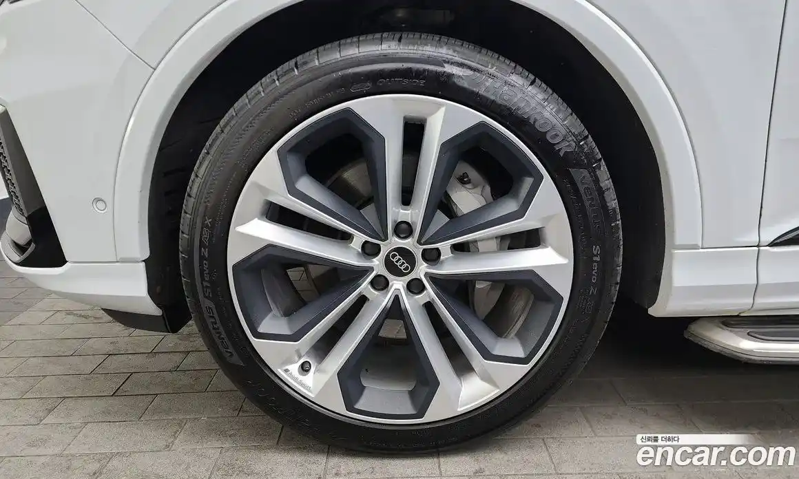 Audi Q7 2023 3.0 Автомат в Москве № 162891, фото 17