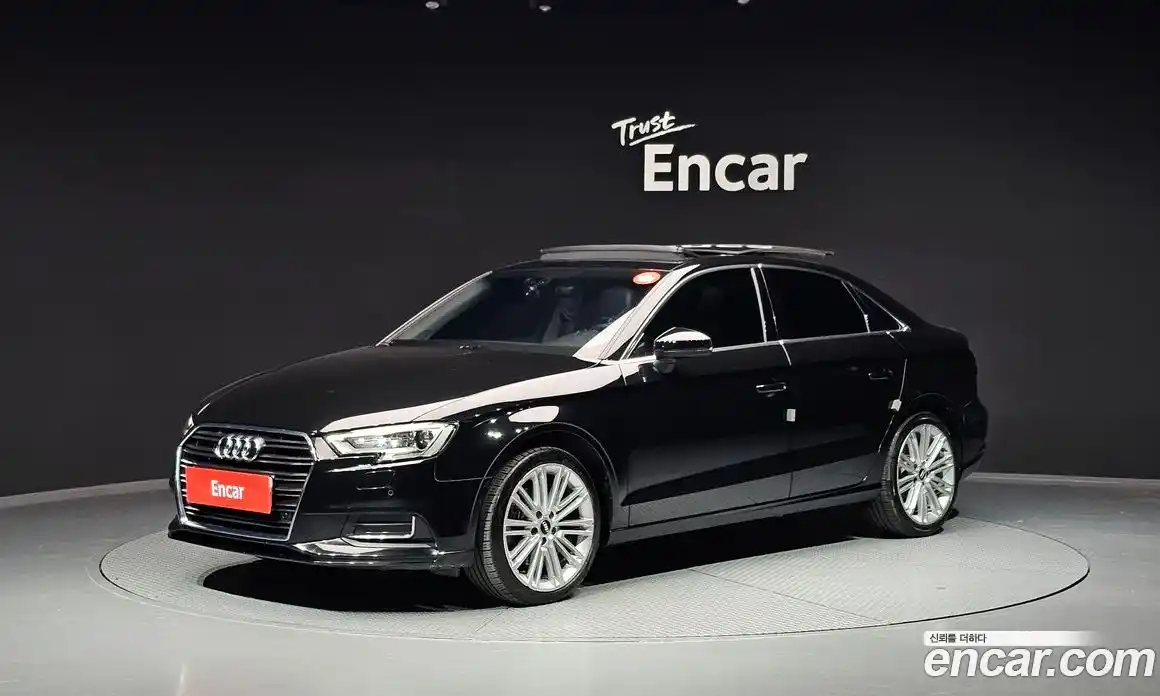 Audi A3 2018 2.0 Автомат в Москве № 163111, фото 13