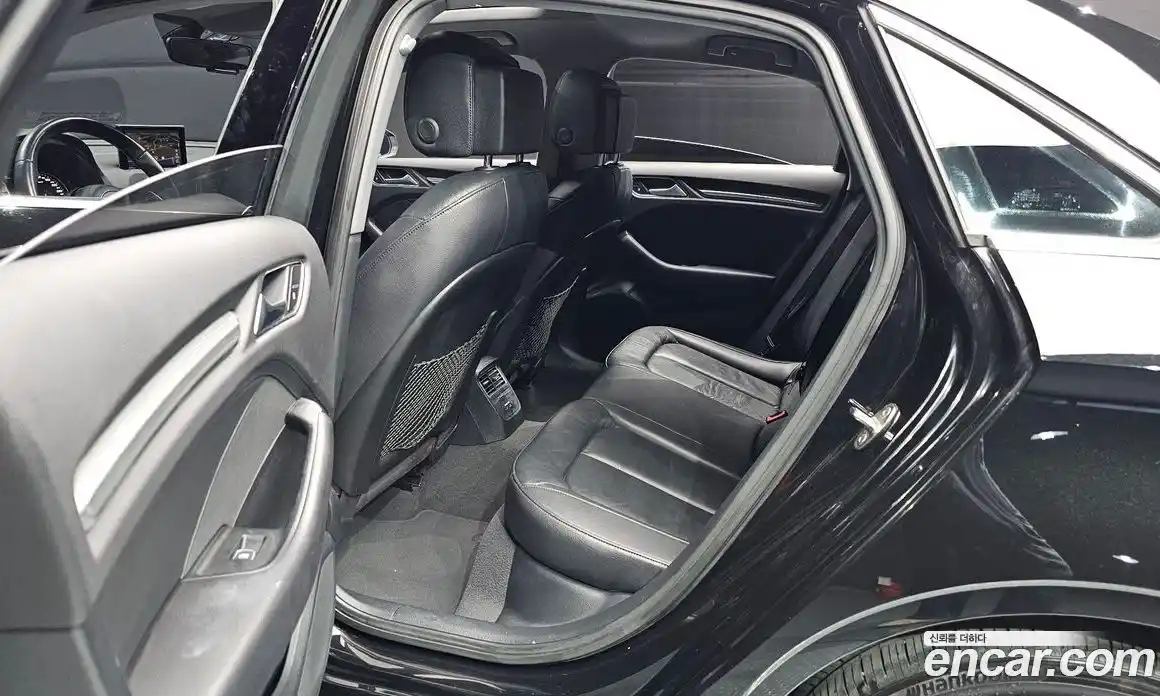 Audi A3 2018 2.0 Автомат в Москве № 163111, фото 17