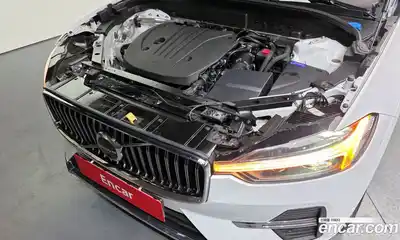 Volvo XC60 2025 2.0 Автомат в Москве № 164151, миниатюра 12