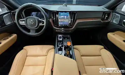 Volvo XC60 2025 2.0 Автомат в Москве № 164151, миниатюра 7