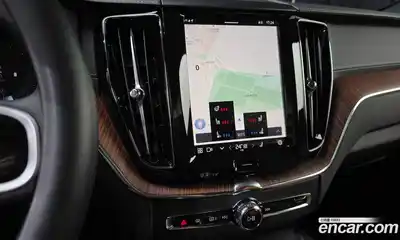 Volvo XC60 2025 2.0 Автомат в Москве № 164151, миниатюра 8