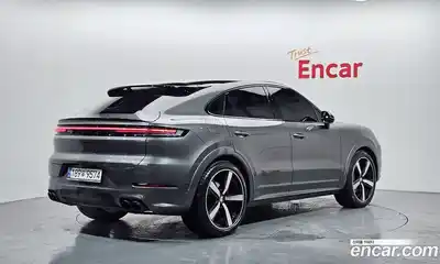 Porsche Cayenne, 2024