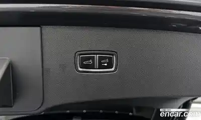 Porsche Cayenne 2024 3.0 Автомат в Москве № 164948, миниатюра 3