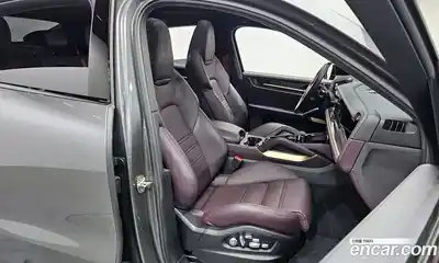 Porsche Cayenne 2024 3.0 Автомат в Москве № 164948, миниатюра 8