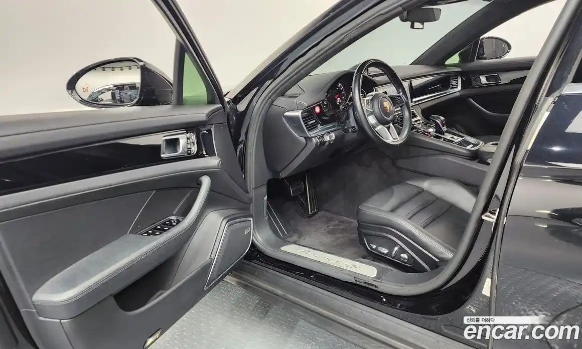 Porsche Panamera 2017 2.9 Автомат в Москве № 165553, фото 13