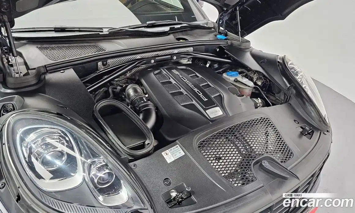 Porsche Macan 2017 3.0 Автомат в Москве № 165570, фото 3