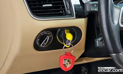 Porsche Macan 2017 3.0 Автомат в Москве № 165570, миниатюра 4