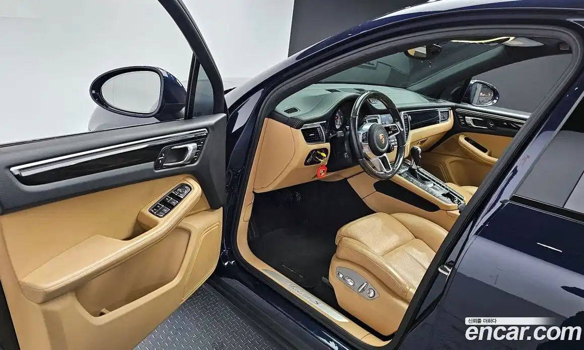 Porsche Macan 2017 3.0 Автомат в Москве № 165570, фото 6