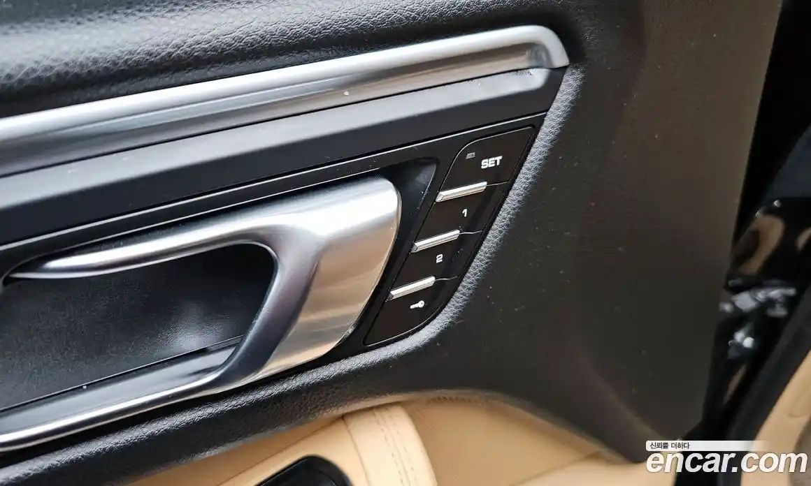 Porsche Macan 2017 2.0 Автомат в Москве № 165634, фото 20