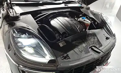 Porsche Macan 2017 2.0 Автомат в Москве № 165634, миниатюра 2