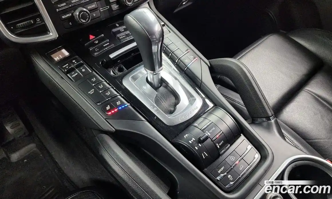 Porsche Cayenne 2013 3.0 Автомат в Москве № 165637, фото 13