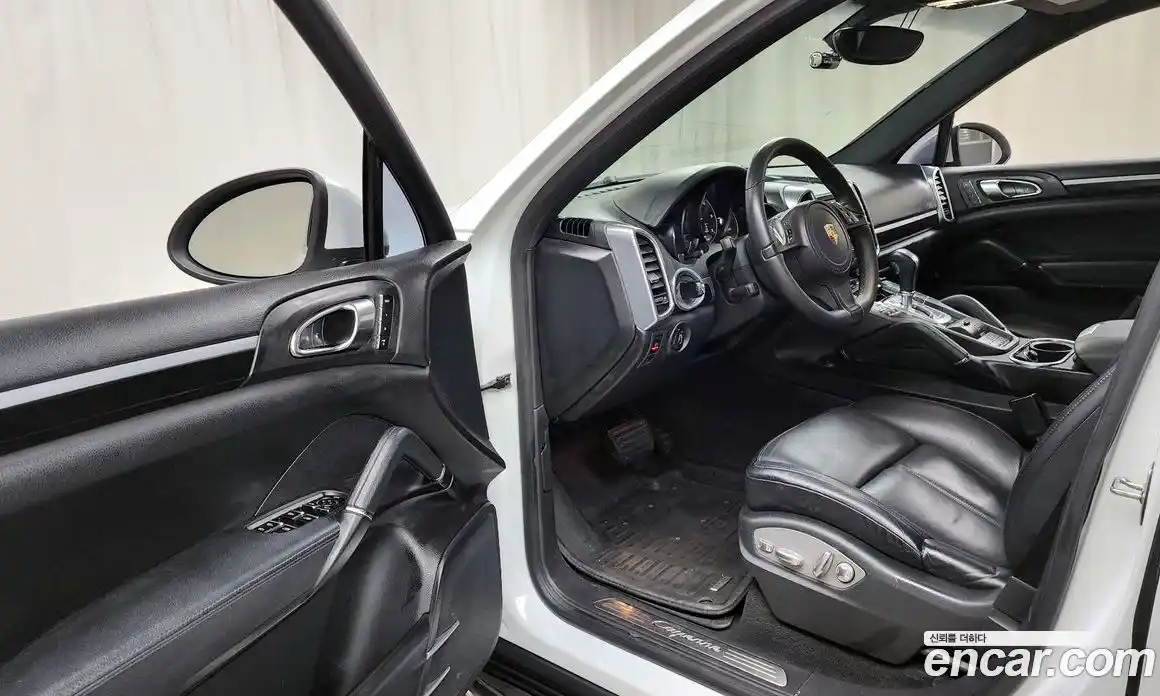 Porsche Cayenne 2013 3.0 Автомат в Москве № 165637, фото 18