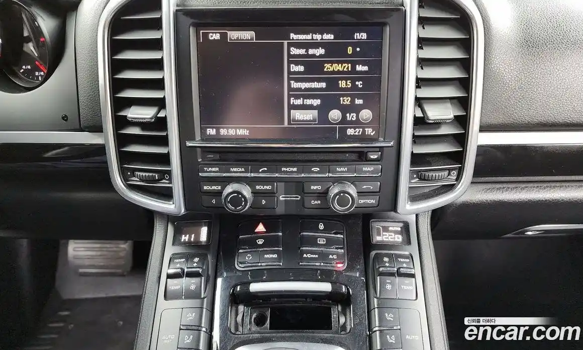 Porsche Cayenne 2013 3.0 Автомат в Москве № 165637, фото 4