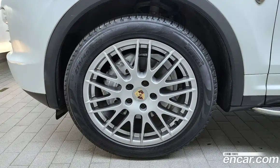 Porsche Cayenne 2013 3.0 Автомат в Москве № 165637, фото 6